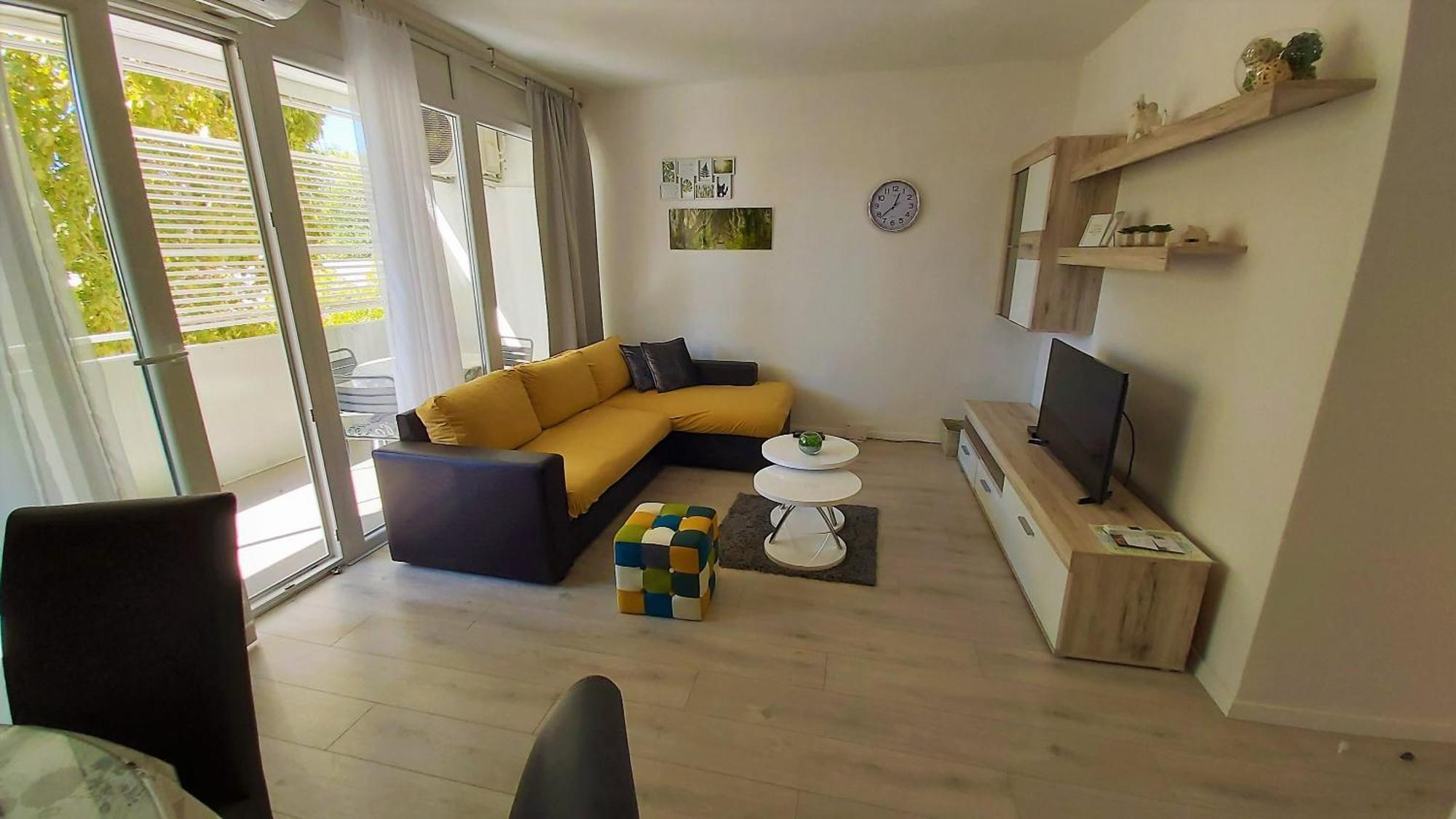 Apartment Punta Omiš Exteriör bild
